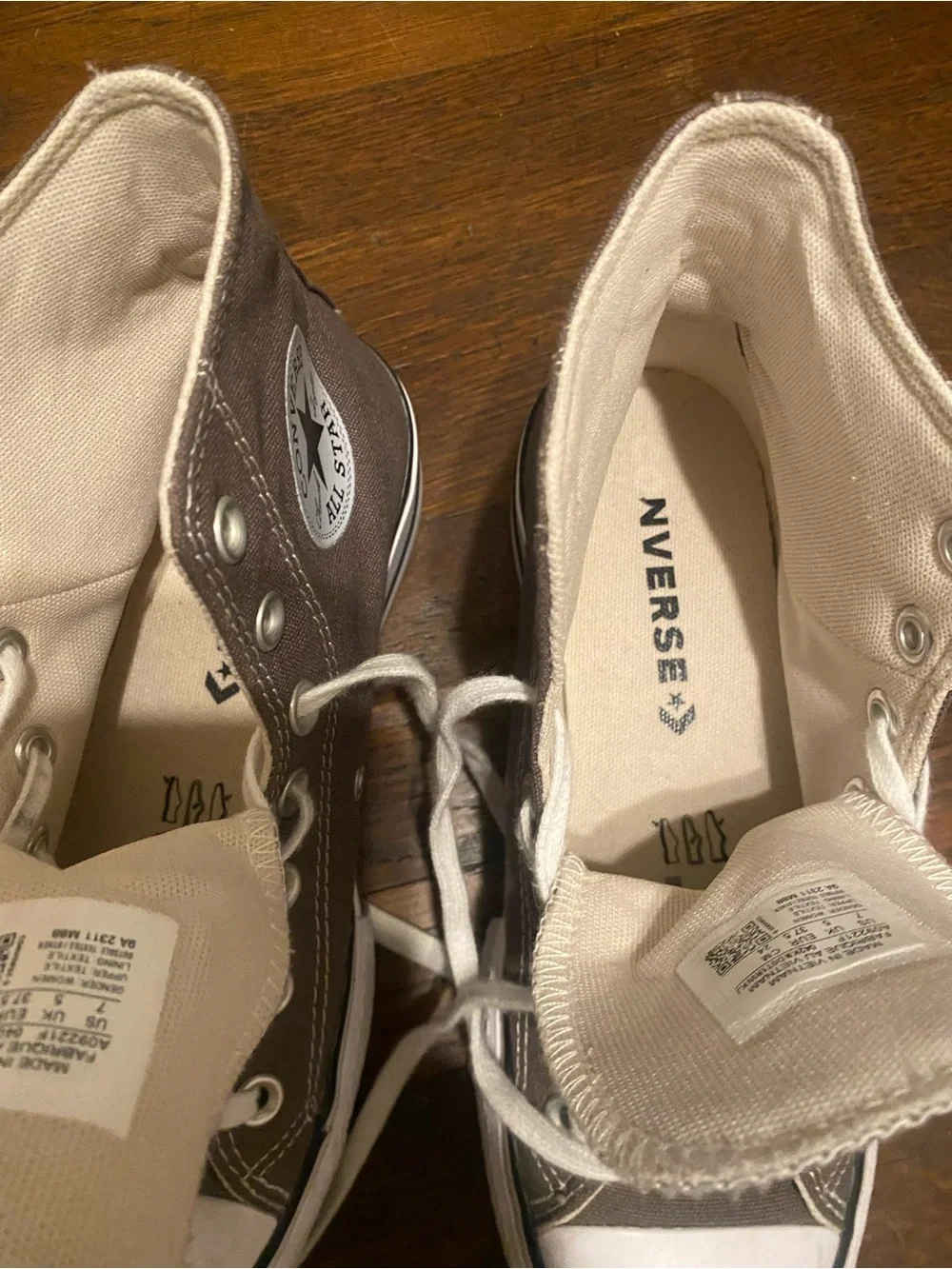Converse High Top Sneakers in gray and White - Picture 5 of 7